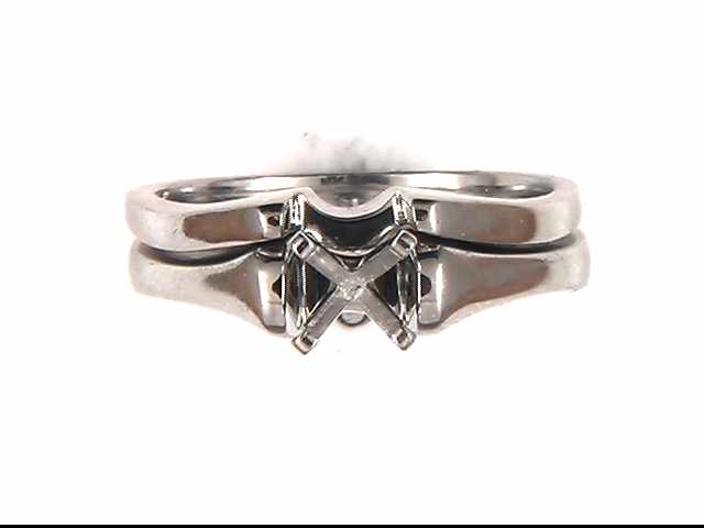 Ladies Platinum Wedding Ring