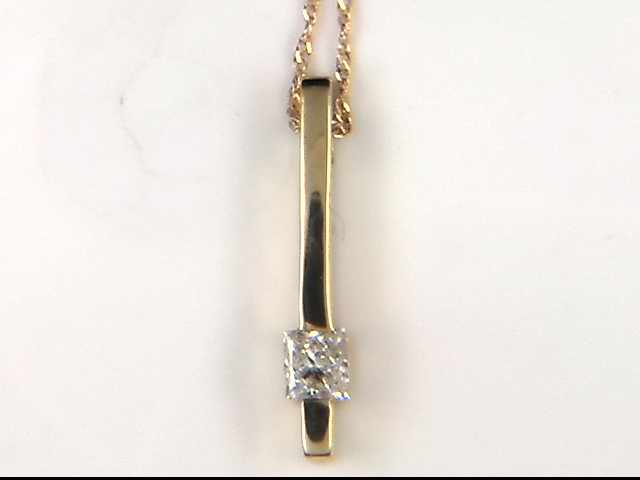 14k Yellow Gold Lady's Diamond Pendant