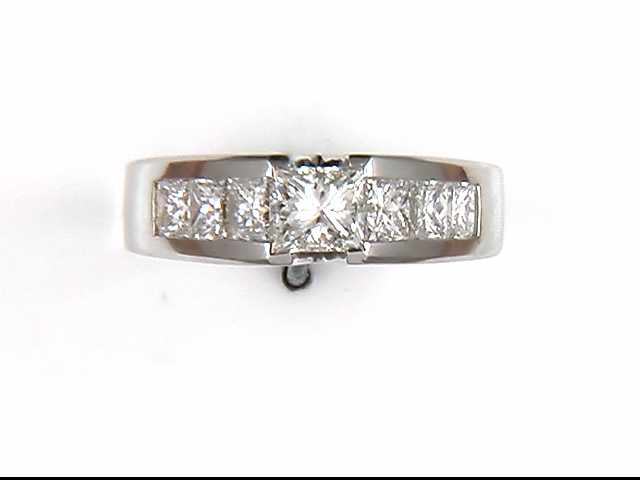 14k White Gold Diamond Ring