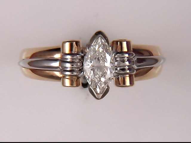 14k White and Yellow Gold Diamond Ring
