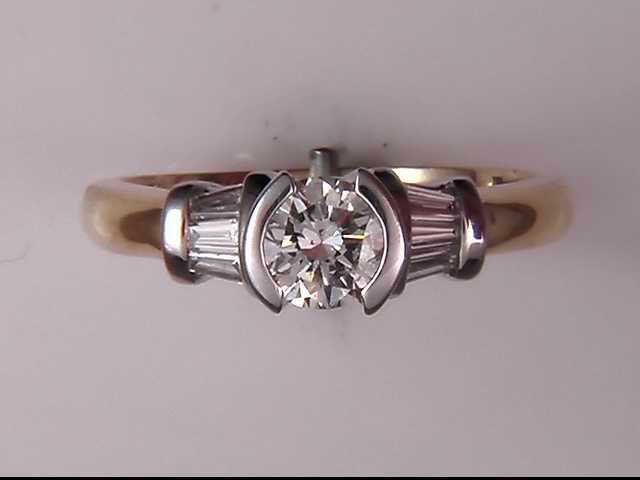 14k White And Yellow Gold Lady's Diamond Ring