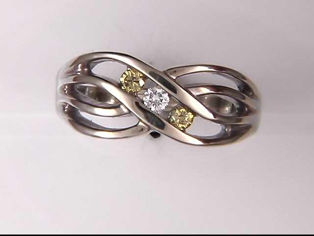 14k White Gold Lady's Diamond Ring