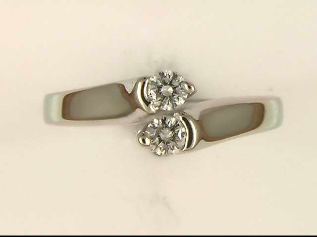 14k White Gold Lady's Diamond Ring