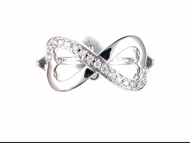 10k White Gold Diamond Ring