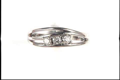 10k White Gold Diamond Ring
