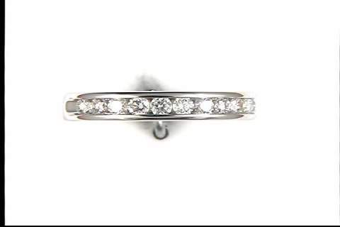 14k white gold diamond ring