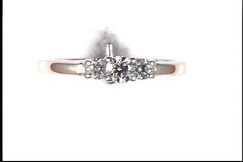 14K White Gold Diamond Ring