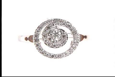 14k White Gold Diamond Circle Ring
