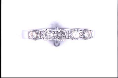 14k White Gold Diamond Ring