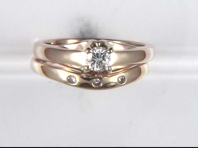 14k Yellow Gold Diamond Wedding Ring