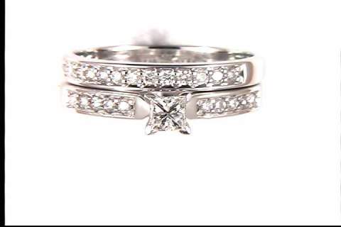 10k White Gold Diamond Wedding Ring