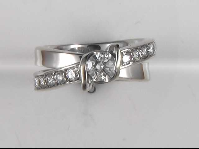 14k White Gold Diamond Wedding Ring
