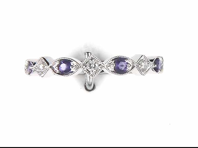 10k White Gold Amethyst Ring