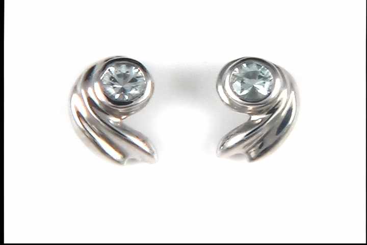 14k White Gold Aquamarine Earrings