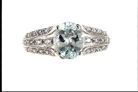 10k White Gold Aquamarine Ring