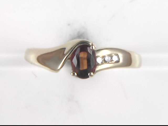 14k Yellow Gold Citrine Quartz Ring