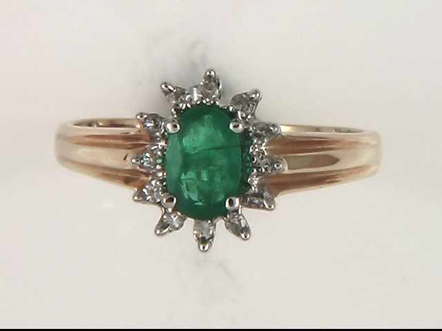 10K White and Yellow Gold Emerald Ring