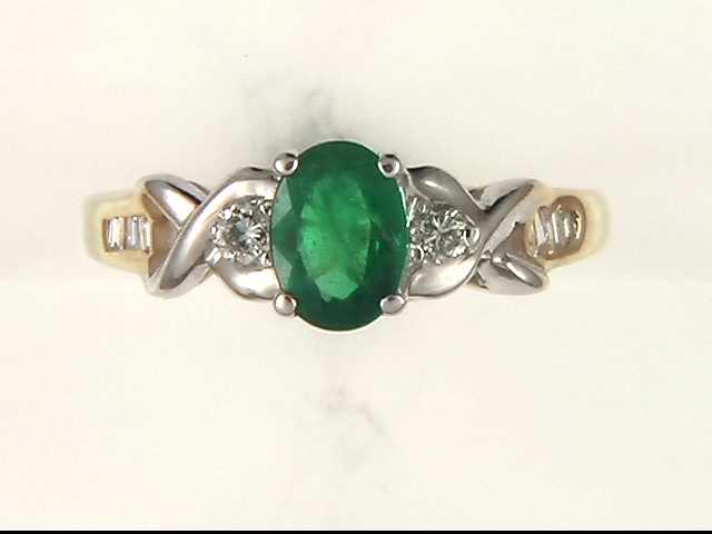 14K White and Yellow Gold Emerald Ring