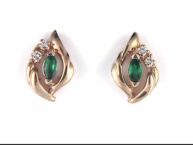 14K Yellow Gold Emerald Stud Earrings