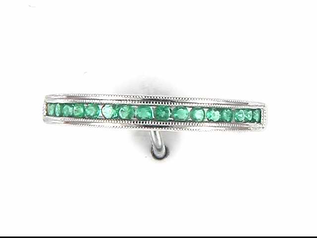 10k White Gold Emerald Ring