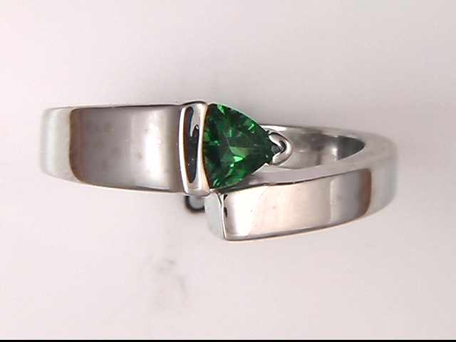 14k White Gold Garnet Ring