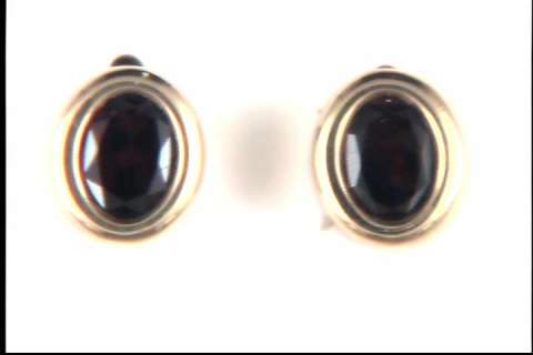 14k Yellow Gold Garnet Earrings
