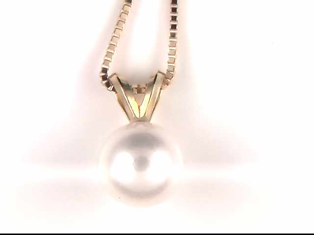 14k Yellow Gold Pearl Pendant