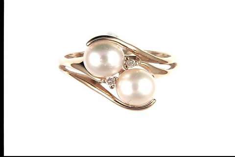 14k Yellow Gold Cultured Pearl Ring