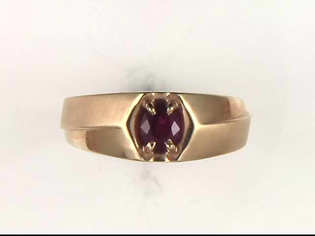 Gents 14K Yellow Gold Ruby Ring