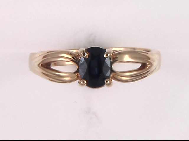 14k Yellow Gold Sapphire Ring