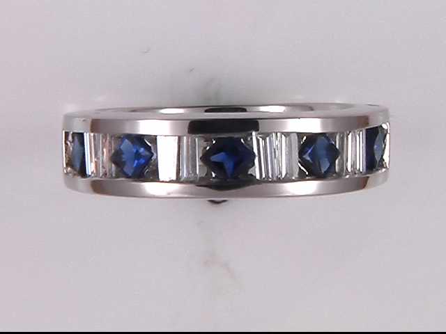 14k White Gold Sapphire Ring