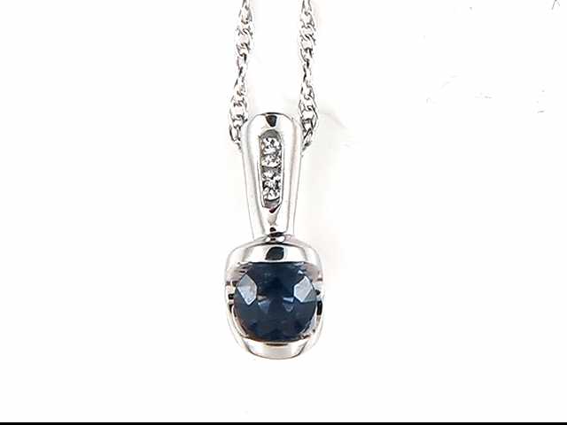 !4k White Gold Sapphire and Diamond Pendant