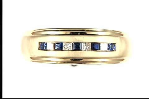 Gentlemans' 14k Yellow Gold Sapphire Ring