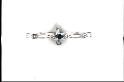 14k White Gold Sapphire Ring
